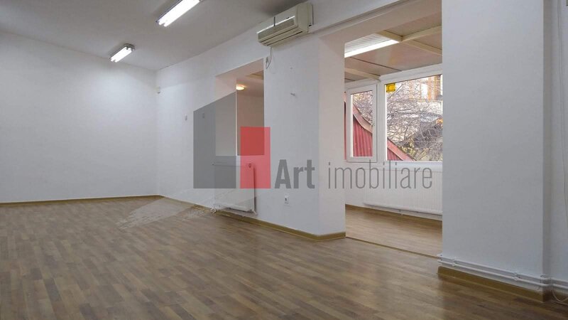 Spatiu, urgent, et. 1 in imobil p+1, intrare separata, negociabil