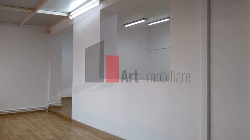 Spatiu, urgent, et. 1 in imobil p+1, intrare separata, negociabil