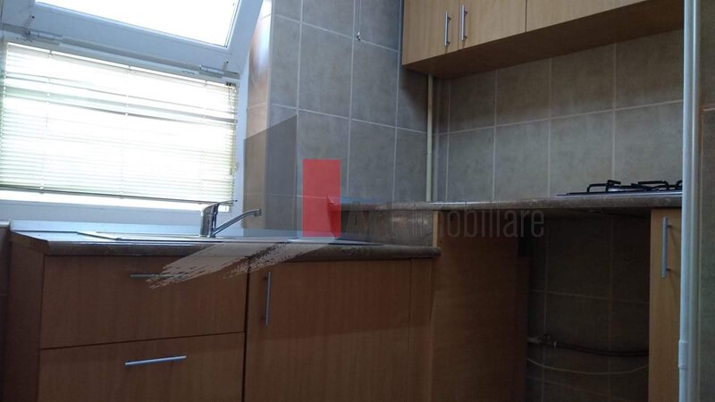 Spatiu, urgent, et. 1 in imobil p+1, intrare separata, negociabil